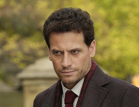 Ioan Gruffudd - Forever - The Man in the Killer Suit - Photos