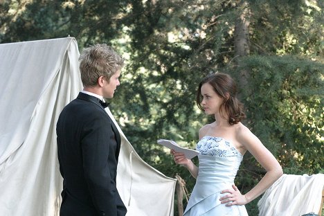 Matt Czuchry, Alexis Bledel - Gilmore Girls - You Jump, I Jump, Jack - Photos