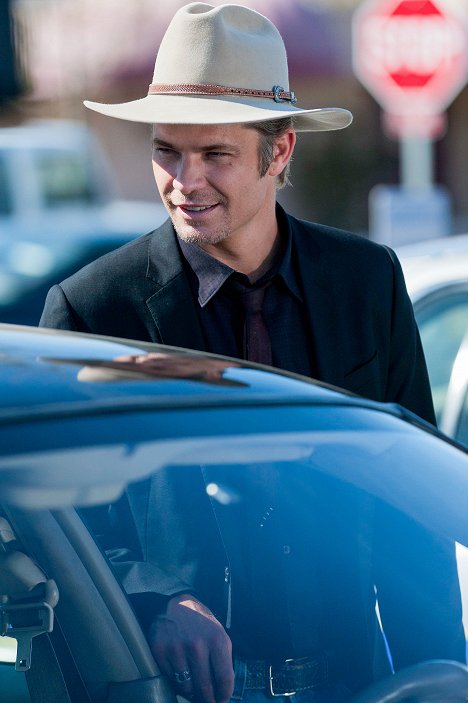 Timothy Olyphant - Justified - Measures - Photos
