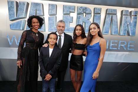 World premiere at TCL Chinese Theater in Hollywood, California, on Monday, July 17, 2017 - Virginie Besson-Silla, Luc Besson - Valerian y la ciudad de los mil planetas - Eventos
