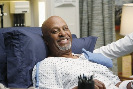 James Pickens Jr. - Grey's Anatomy - Somebody That I Used to Know - Photos