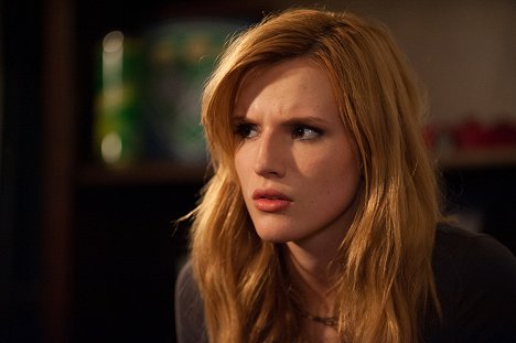 Bella Thorne - Amityville: El despertar - De la película