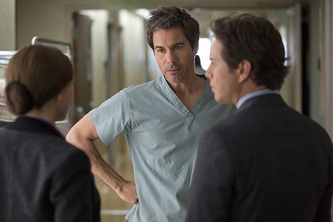 Eric McCormack - Prozíravost - Smrtící implantáty - Z filmu