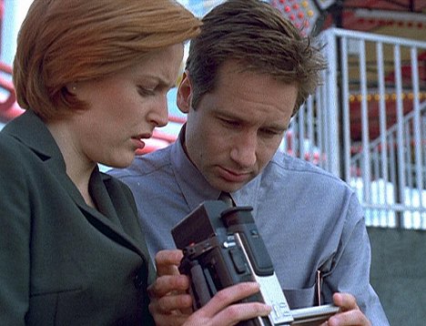 Gillian Anderson, David Duchovny - The X-Files - Salaiset kansiot - The Amazing Maleeni - Kuvat elokuvasta