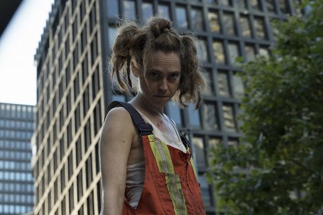 Fiona Dourif - Dirk Gently's Holistic Detective Agency - Fix Everything - Photos
