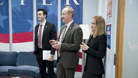 Reid Scott, Matt Walsh, Anna Chlumsky - Viceprezident(ka) - Bednička - Z filmu