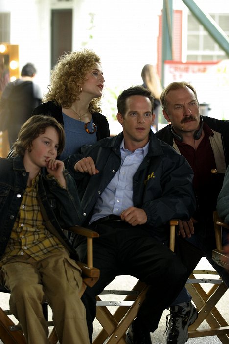 Kane Ritchotte, Bitty Schram, Jason Gray-Stanford, Ted Levine - Monk - Mr. Monk and the T.V. Star - Photos