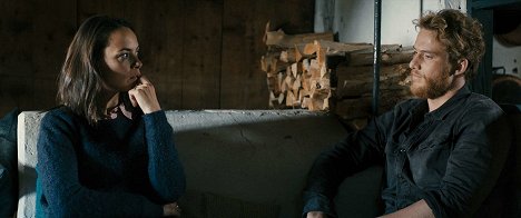 Bérénice Bejo, Alexander Fehling - Drei Zinnen - De la película