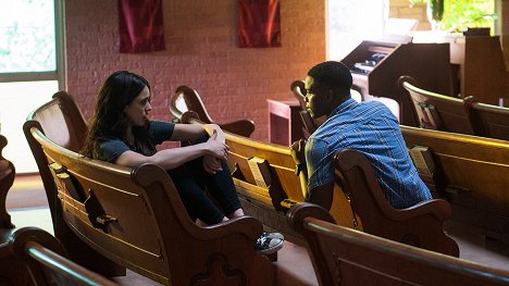 Margaret Qualley, Jovan Adepo - The Leftovers - A Most Powerful Adversary - Photos
