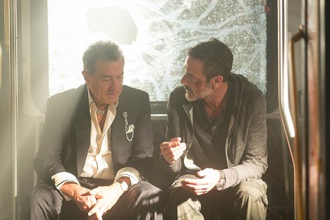 Robert De Niro, Jeffrey Dean Morgan - Die Entführung von Bus 657 - Filmfotos