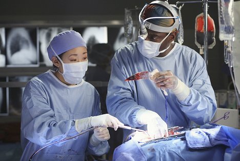 Sandra Oh, Isaiah Washington - Grey's Anatomy - Die jungen Ärzte - Verrat - Filmfotos