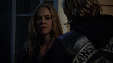 Ally Walker - Sons of Anarchy - Turning and Turning - Photos