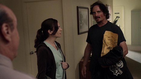 Maggie Siff, Kim Coates - Sons of Anarchy - Lochan Mor - Photos
