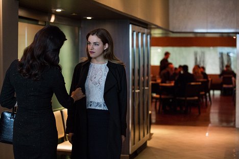 Riley Keough - The Girlfriend Experience - Fabrication - Photos