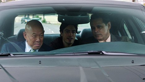 Michael Paul Chan, Ben Feldman, Raymond Cruz - Major Crimes - Schmutziger Deal - Filmfotos