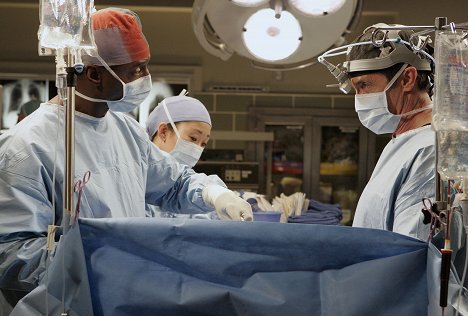 Isaiah Washington, Sandra Oh - Grey's Anatomy - Time After Time - Photos