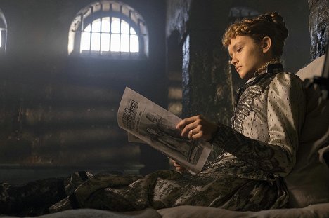 Olivia Cooke - The Limehouse Golem - Filmfotos