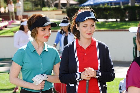 Zoe Lister Jones, Zooey Deschanel - New Girl - Das Golfturnier - Filmfotos