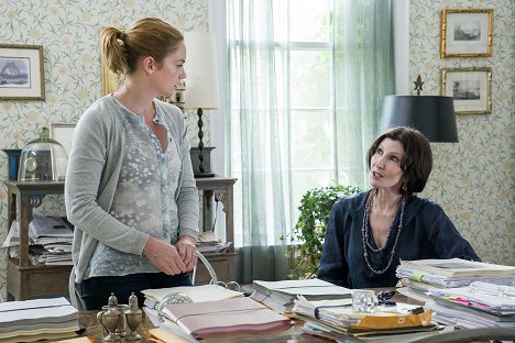 Ruth Wilson, Joanna Gleason - The Affair - 203 - De la película