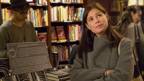 Maura Tierney - The Affair - 208 - Photos