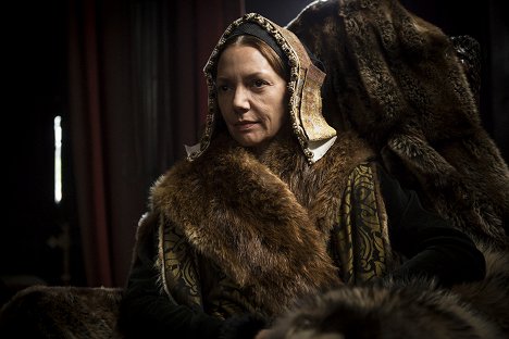 Joanne Whalley - Wolf Hall - Crows - Photos