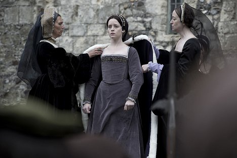 Claire Foy - Wolf Hall - Master of Phantoms - Photos