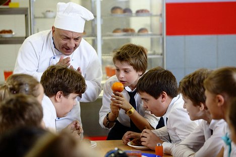 Mikhail Bogdasarov, Mikhail Manevich - Klassnaja škola - Tournage