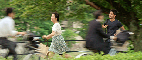 Akane Tatsukawa, Hiroto Ogi - Lumières d'été - De la película