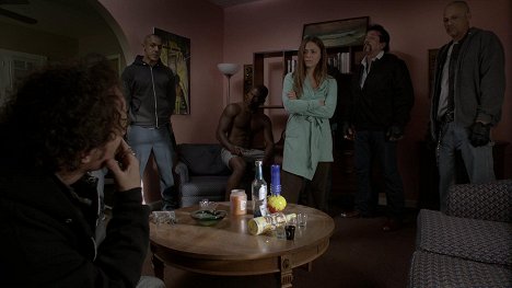 Theo Rossi, Rachel Miner, Chuck Zito, David Labrava - Zákon gangu - Authority Vested - Z filmu