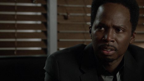 Harold Perrineau - Sons of Anarchy - Laying Pipe - Photos