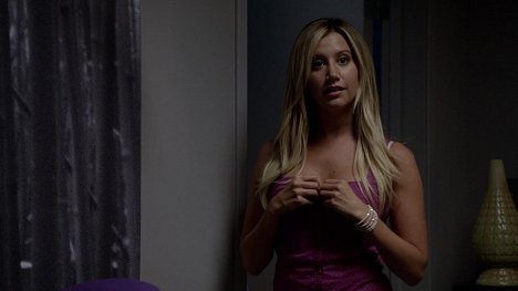 Ashley Tisdale - Sons of Anarchy - Laying Pipe - Photos