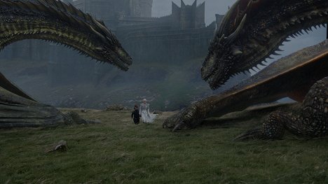Peter Dinklage, Emilia Clarke - Game of Thrones - Além da Muralha - Do filme