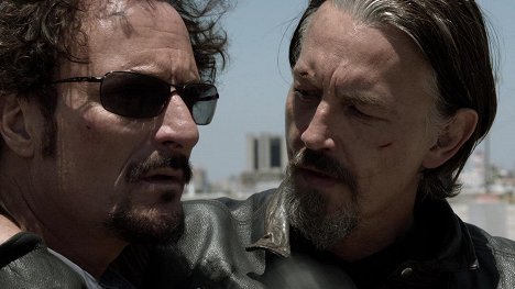 Kim Coates, Tommy Flanagan - Sons of Anarchy - Small World - Photos