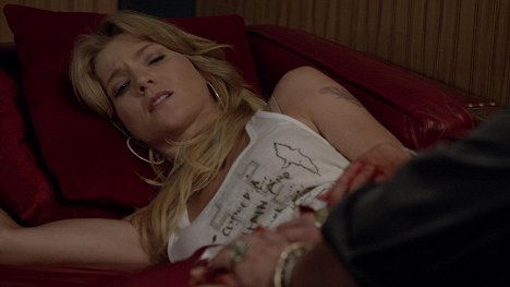 Winter Ave Zoli - Sons of Anarchy - Ablation - Photos