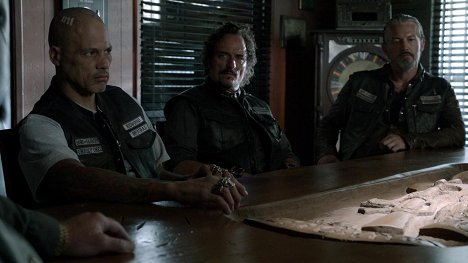 David Labrava, Kim Coates, Tommy Flanagan - Synowie Anarchii - Dar od Boga - Z filmu