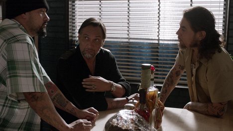 Reynaldo Gallegos, Jimmy Smits, Dave Navarro - Sons of Anarchy - Ende einer Ära - Filmfotos