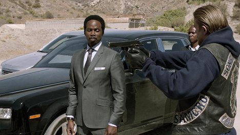 Harold Perrineau, Charlie Hunnam - Zákon gangu - J'ai Obtenu Cette - Z filmu