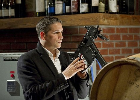 James Caviezel - Person of Interest - Flesh and Blood - Photos