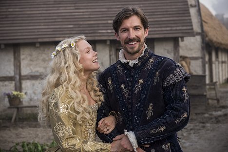 Naomi Battrick, Gwilym Lee - Jamestown - Episode 1 - Filmfotos