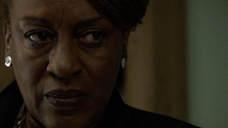 CCH Pounder - Sons of Anarchy - A Mother's Work - Photos