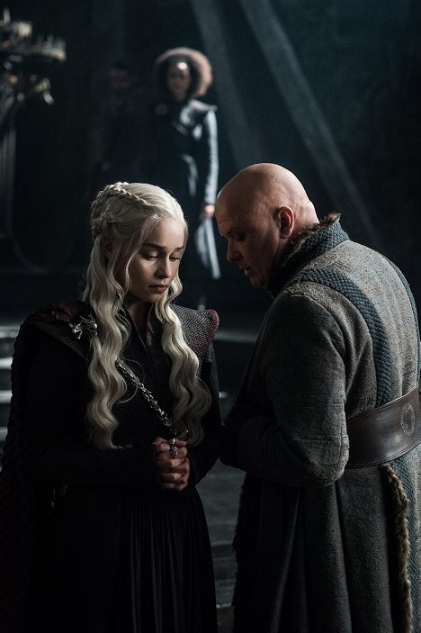 Emilia Clarke, Conleth Hill - Game of Thrones - The Queen's Justice - Photos