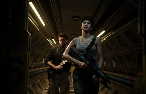 Danny McBride, Katherine Waterston - Alien: Covenant - Filmfotos