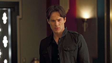 Stephen Moyer - True Blood - Somebody That I Used to Know - Photos