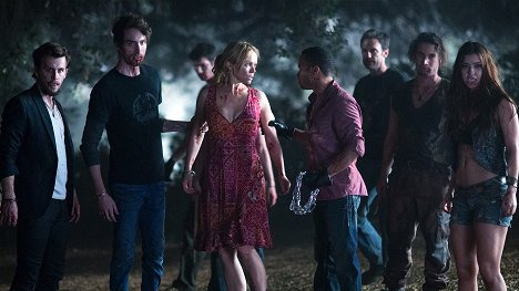 Lauren Bowles - True Blood - Fire in the Hole - Photos
