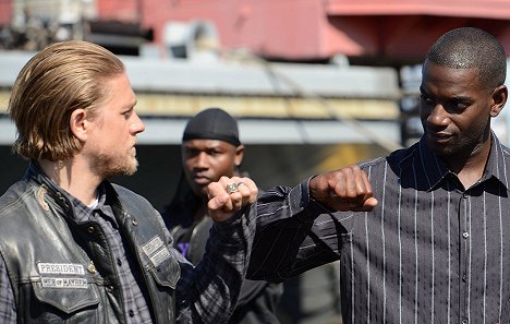 Charlie Hunnam, Mo McRae - Sons of Anarchy - Playing with Monsters - Photos