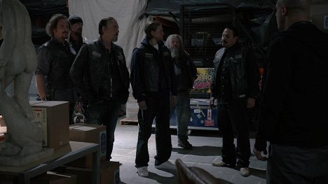 Kim Coates, Rusty Coones, Tommy Flanagan, Charlie Hunnam, Mark Boone Junior, Emilio Rivera - Sons of Anarchy - Vertrauensbeweis - Filmfotos