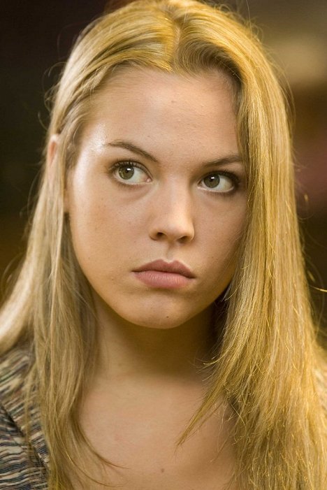 Agnes Bruckner - Blood and Chocolate - Filmfotos