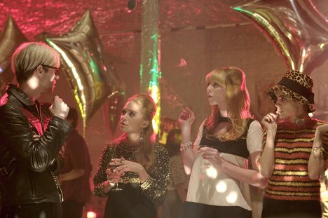Mary-Kate Olsen, Alexi Wasser, Sienna Miller - Factory Girl - Do filme