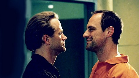 Lee Tergesen, Christopher Meloni - Oz - Cuts Like a Knife - Photos