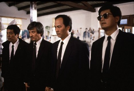 Kenneth Tsang, Dean Shek, Lung Ti, Yun-fat Chow - Le Syndicat du crime 2 - Film